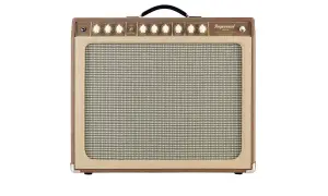 Ein brauner Röhrenverstärker mit dem Schriftzug "Imperial MK II" und dem Hinweis "Tone King Amplifiers".
