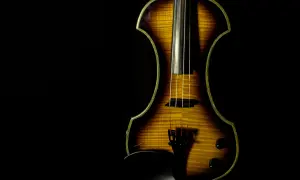 Ein Streichinstrument, das an die Instrumente erinnert, welche Mozart spielte.