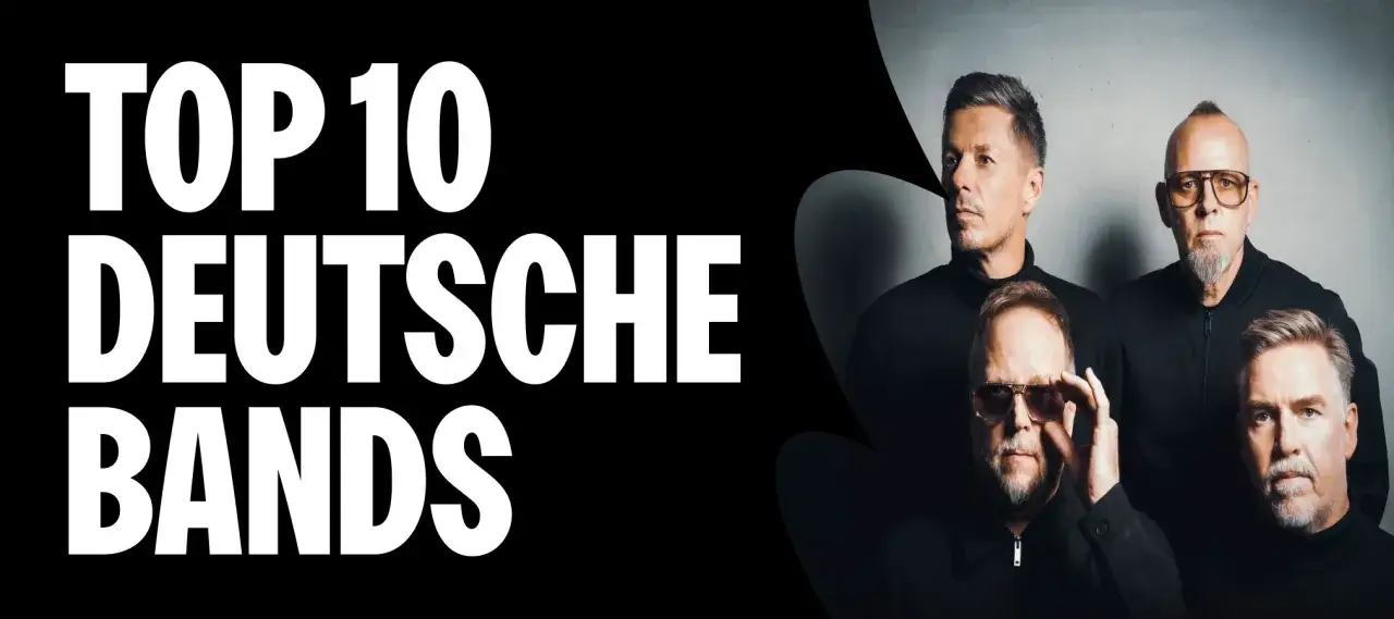 Top 10 deutsche Bands, die für Ohrwurm-Lieder sorgen. Vier Männer in Schwarz posieren vor grauem Hintergrund.