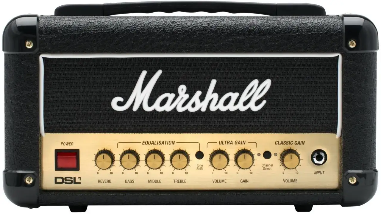 Marshall DSL1 Gitarrenverstärker mit Reglern für Reverb, Bass, Middle, Treble, Volume und Gain.