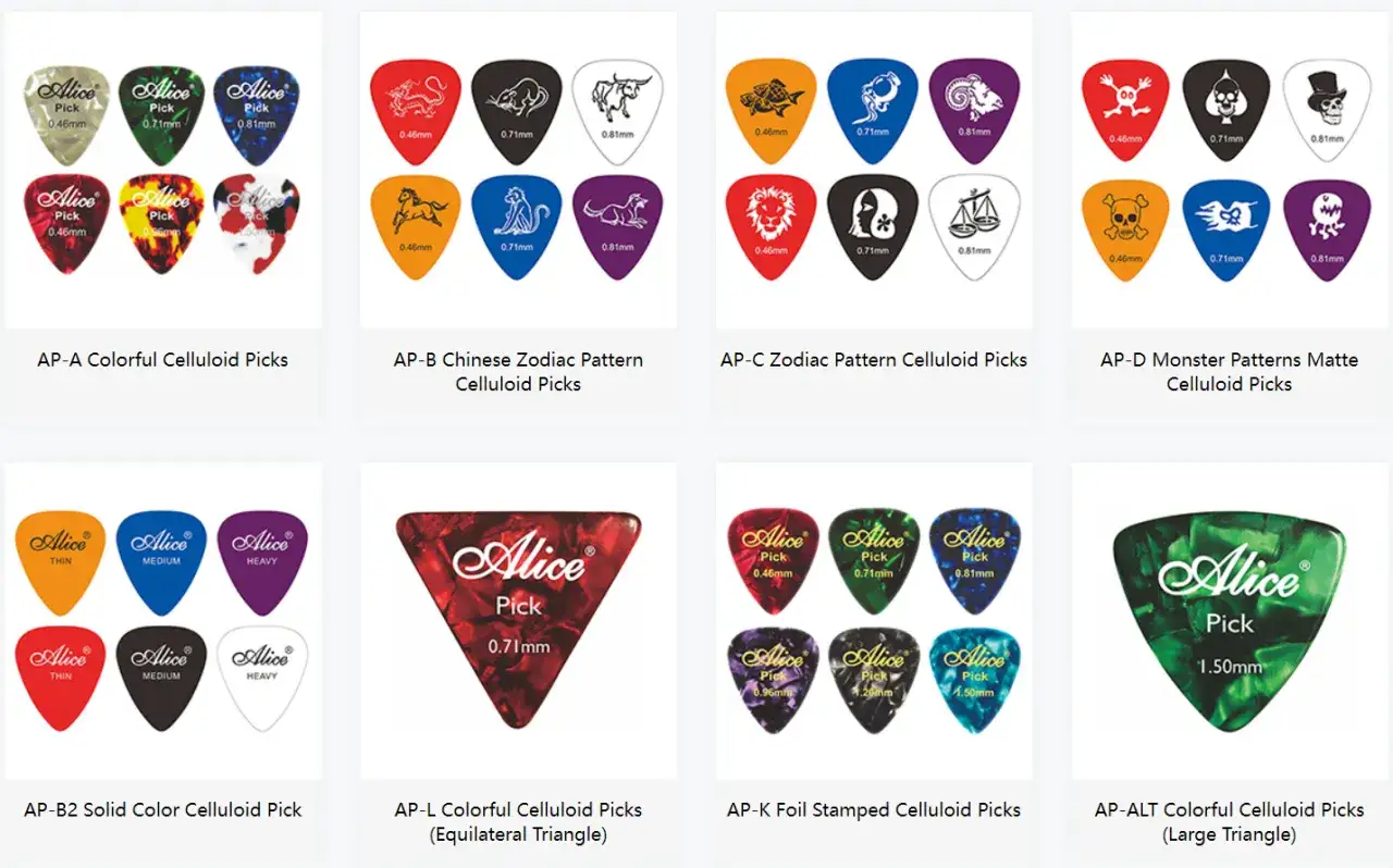 Eine Auswahl an Plektren f&uuml;r Gitarren, mit verschiedenen Mustern und Farben. Was ist ein Plektrum? Ein kleines St&uuml;ck Material zum Anschlagen von Saiten.